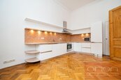 Pronájem luxusního bytu: Praha 2 - Vinohrady, Ibsenova, cena 6000 EUR / objekt / měsíc, nabízí 