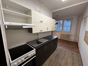 Pronájem bytu 2+1, Dlouhá, Zlín, 13500 Kč/měs, 56 m2, cena 13500 CZK / objekt / měsíc, nabízí 